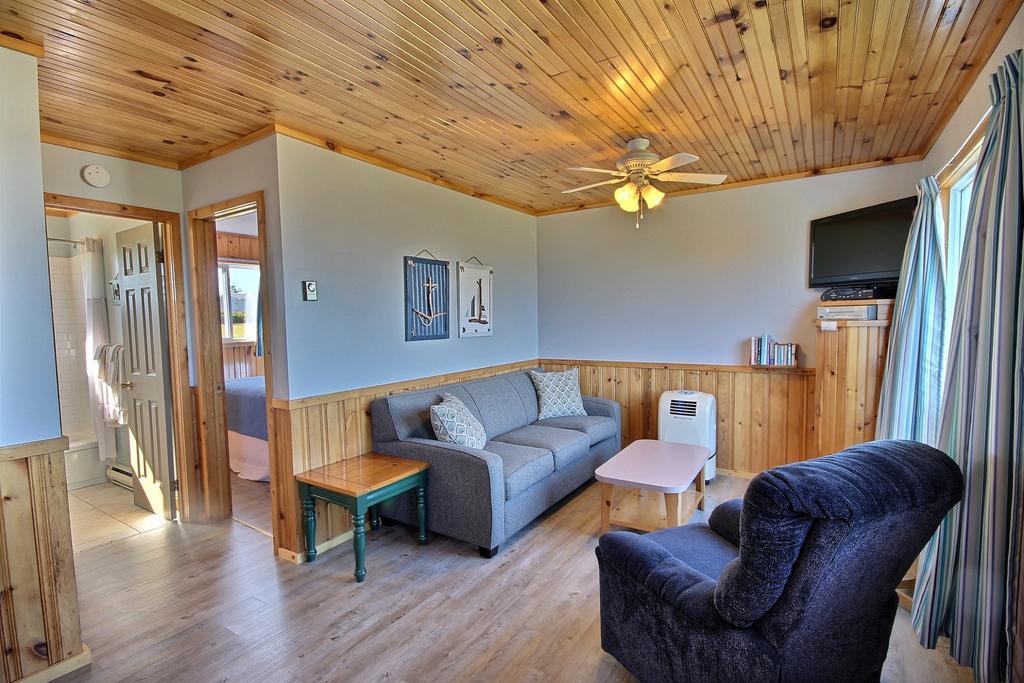 Cavendish Bosom Buddies Cottage Resort Екстер'єр фото