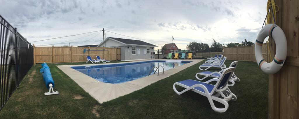 Cavendish Bosom Buddies Cottage Resort Екстер'єр фото