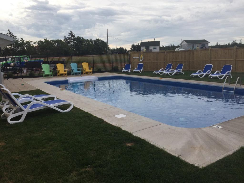 Cavendish Bosom Buddies Cottage Resort Екстер'єр фото